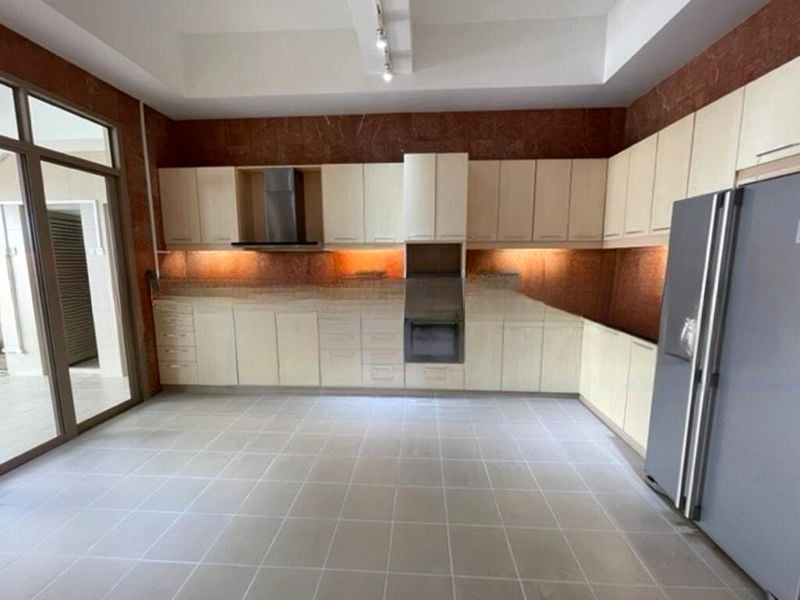 NON-LANDED HOUSING DEVELOPMENT 7