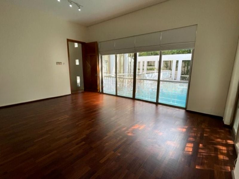 NON-LANDED HOUSING DEVELOPMENT 10