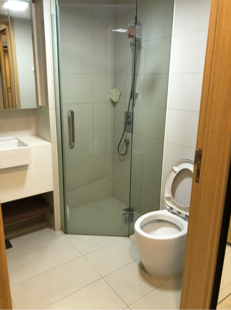 EIGHT RIVERSUITES 10