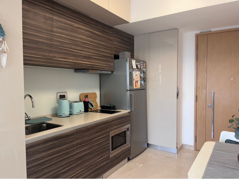 COMMONWEALTH TOWERS 17