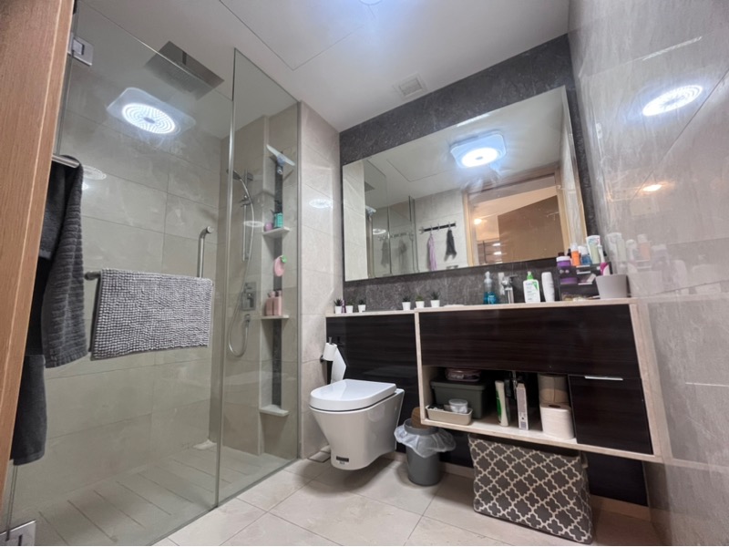 COMMONWEALTH TOWERS 20