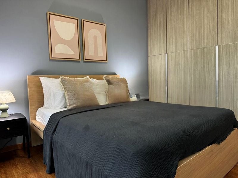 THE METROPOLITAN CONDOMINIUM 1