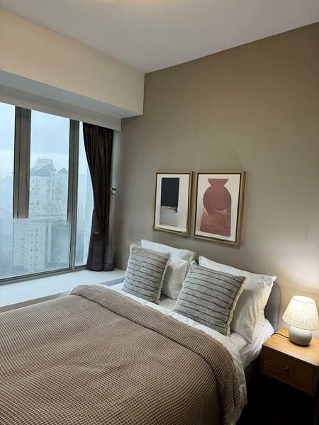 THE METROPOLITAN CONDOMINIUM 9