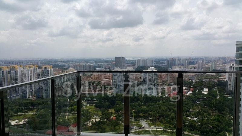 CLOVER BY THE PARK 3