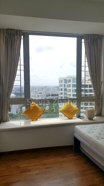 CLOVER BY THE PARK 6