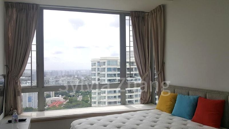 CLOVER BY THE PARK 7