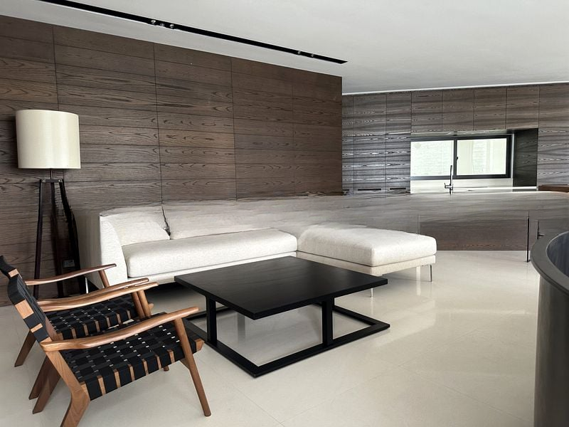 BEVERLY HILL 8