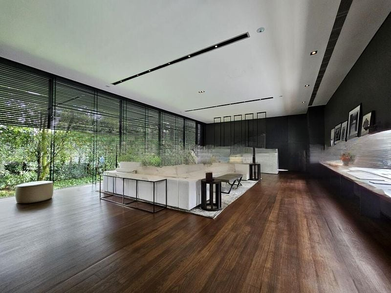 THE MARQ ON PATERSON HILL 3