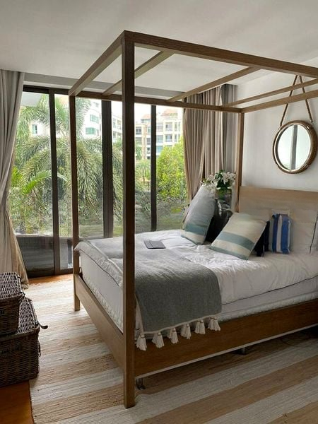 PARADISE ISLAND 7