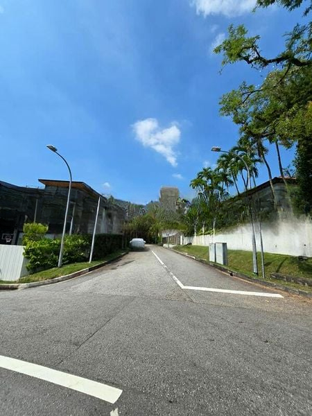 BIN TONG PARK 1