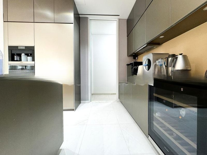 SOUTH BEACH RESIDENCES 3