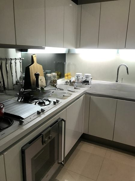 THE ORCHARD RESIDENCES 8