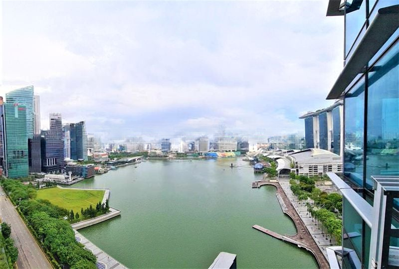 MARINA BAY RESIDENCES 4