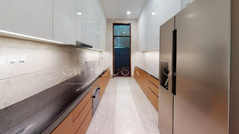 THE BOULEVARD RESIDENCE 7