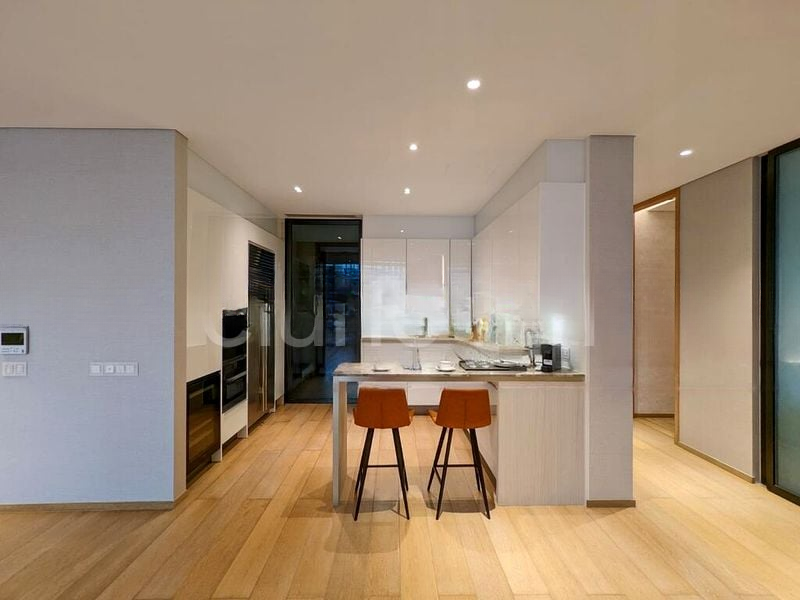 THE TATE RESIDENCES 8