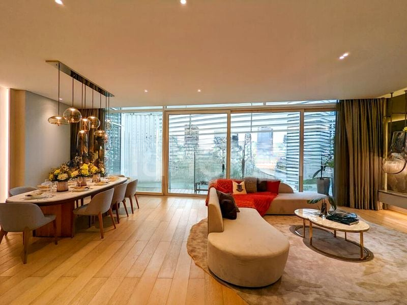 THE TATE RESIDENCES 7