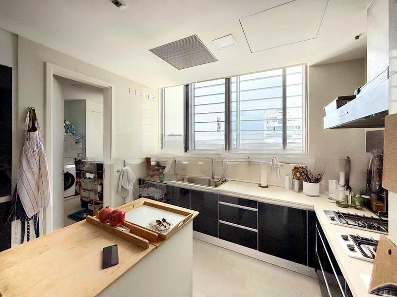 THE TATE RESIDENCES 3