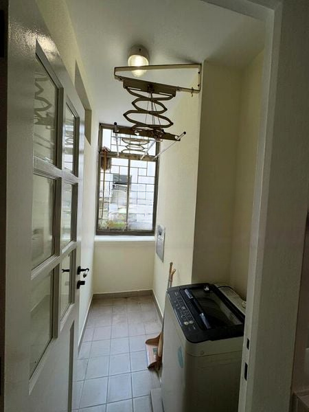 SHERWOOD CONDOMINIUM 1