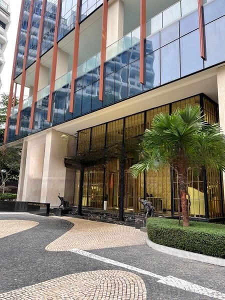 THE RITZ-CARLTON RESIDENCES SINGAPORE CAIRNHILL 2