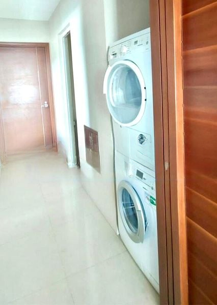 THE ORCHARD RESIDENCES 7