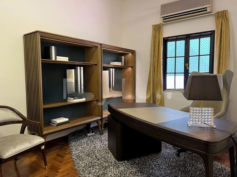 ALLAMANDA GROVE 5