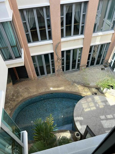 BEDOK PESARI 1