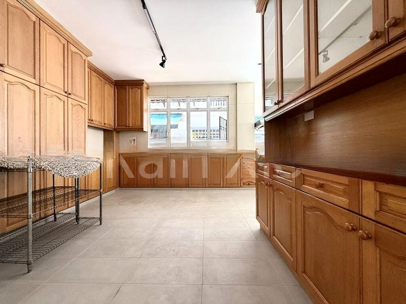 GREEN HILL ESTATE 15