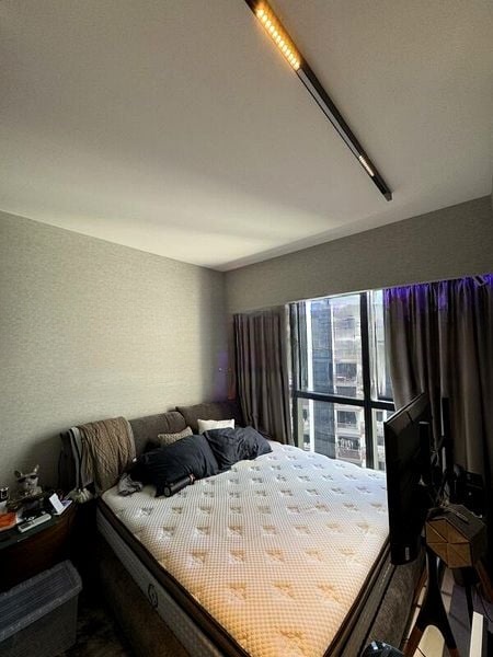 RIVERFRONT RESIDENCES 15