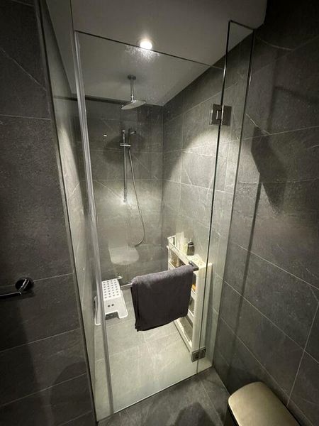 RIVERFRONT RESIDENCES 3