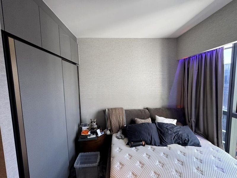 RIVERFRONT RESIDENCES 13