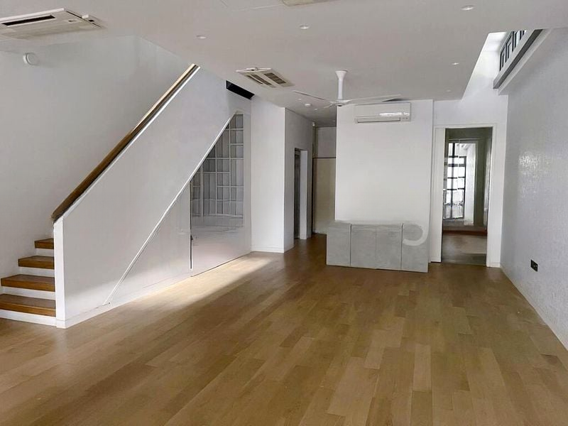VICTORIA PARK VILLAS 5