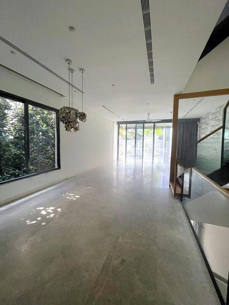 VICTORIA PARK VILLAS 6
