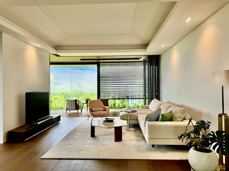 15 HOLLAND HILL 4
