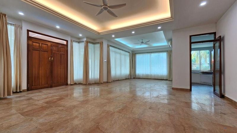 BRADDELL HEIGHTS ESTATE 13