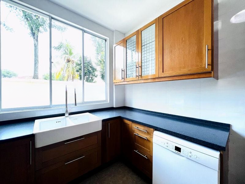 BRADDELL HEIGHTS ESTATE 12