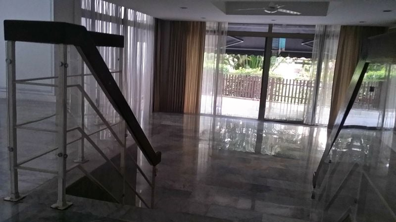 TANGLIN HILL CONDOMINIUM 2