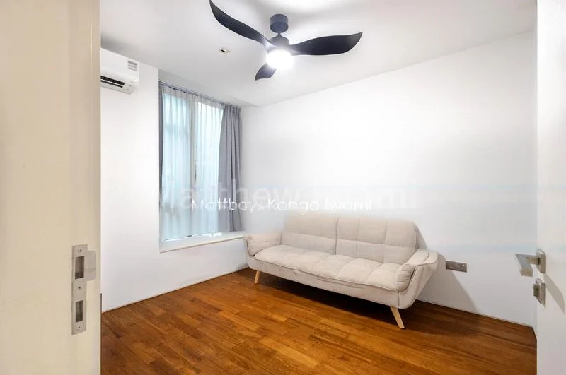 HOLLAND RESIDENCES 8