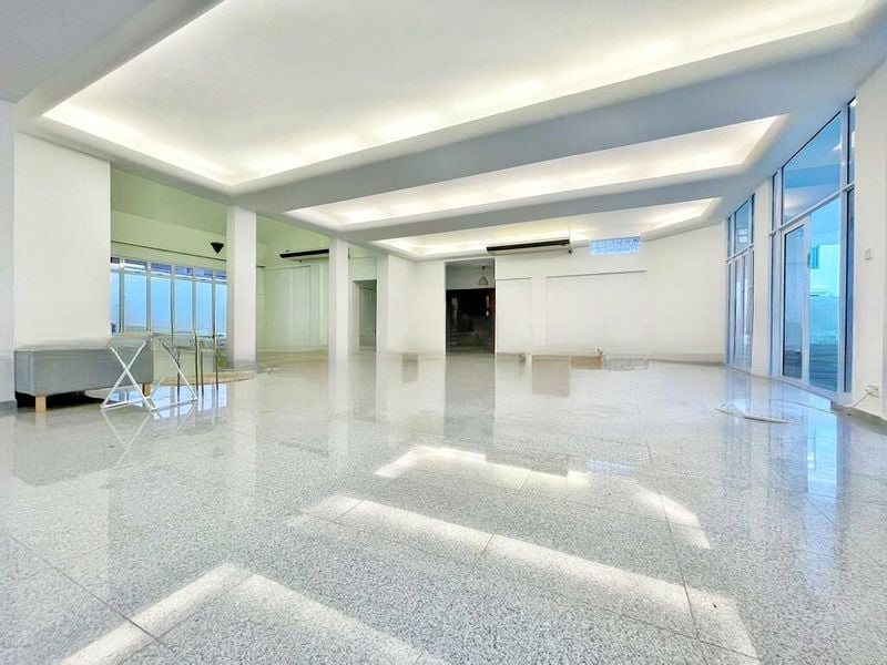 GREEN HILL ESTATE 11