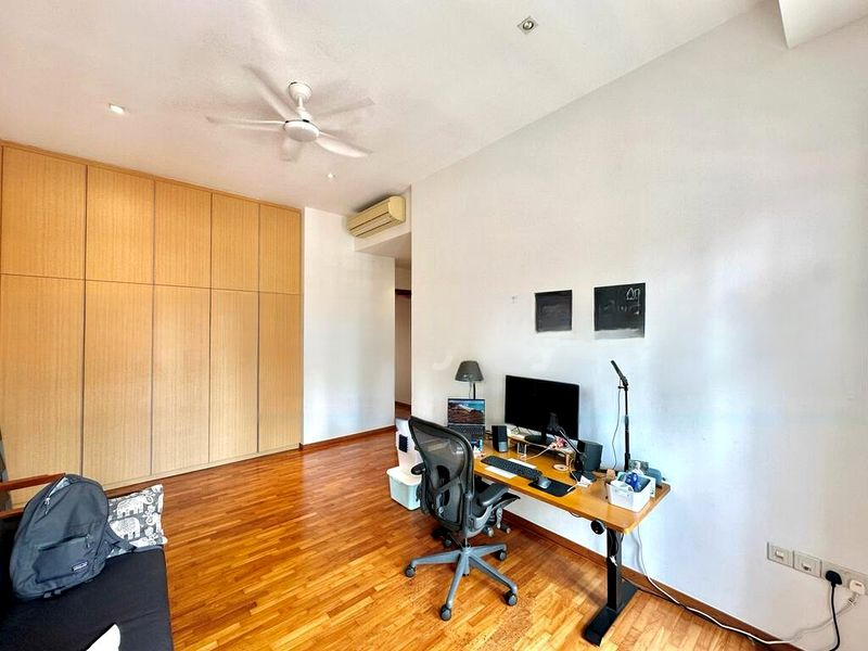 THE WHARF RESIDENCE 5