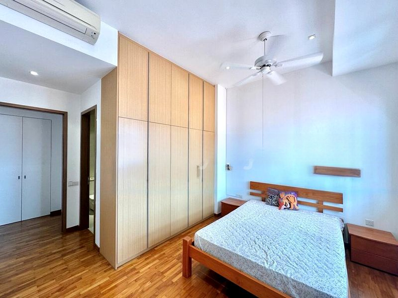 THE WHARF RESIDENCE 12