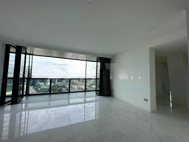 SOUTH BEACH RESIDENCES 4