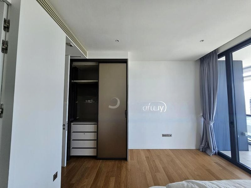 SOUTH BEACH RESIDENCES 15