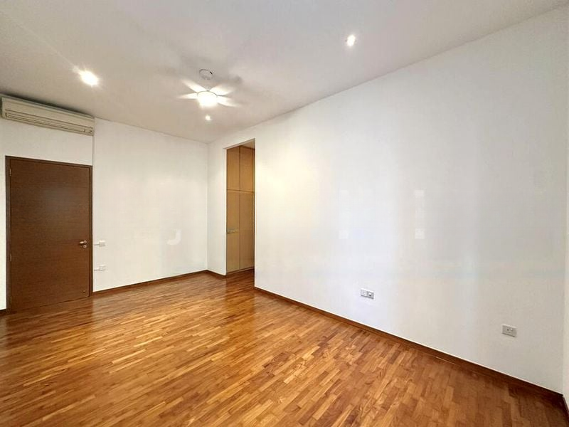 THE WHARF RESIDENCE 9