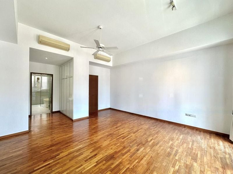 THE WHARF RESIDENCE 12