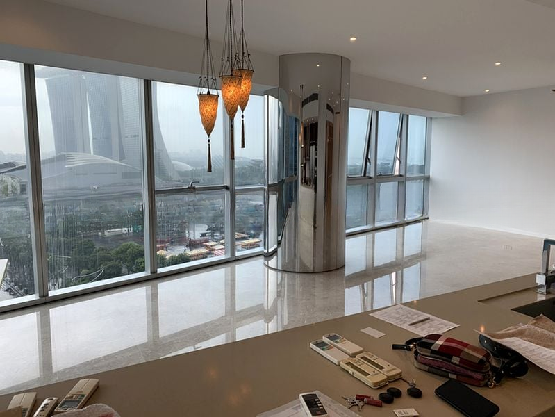 MARINA BAY RESIDENCES 8