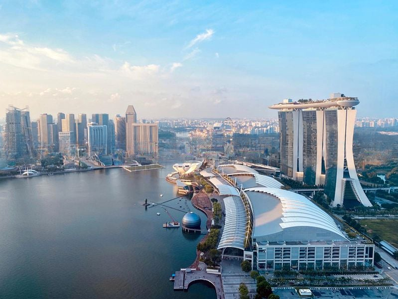 MARINA BAY RESIDENCES 11