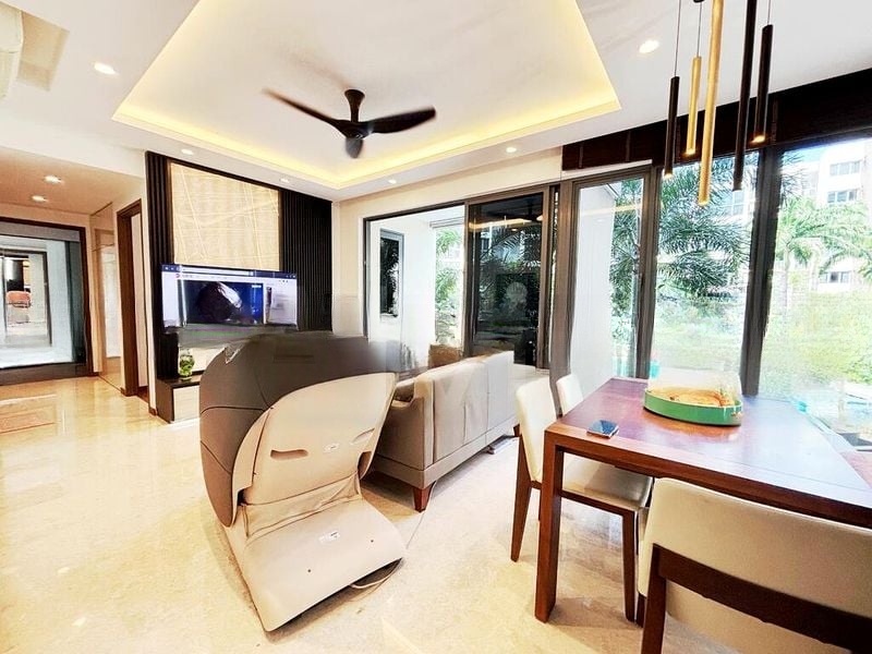 PALM ISLES 8