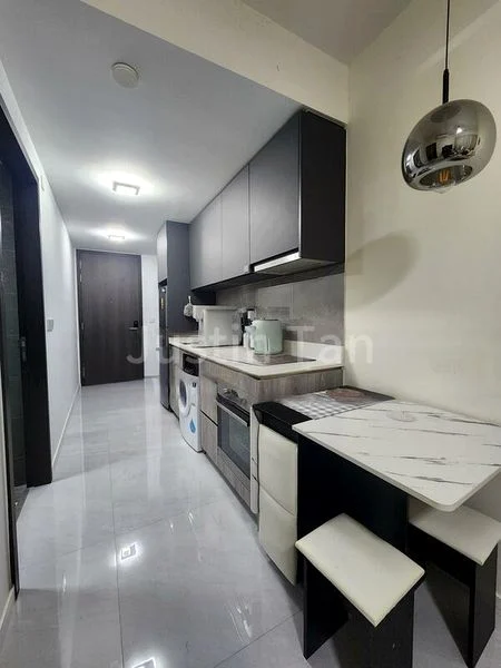 RIVERFRONT RESIDENCES 3