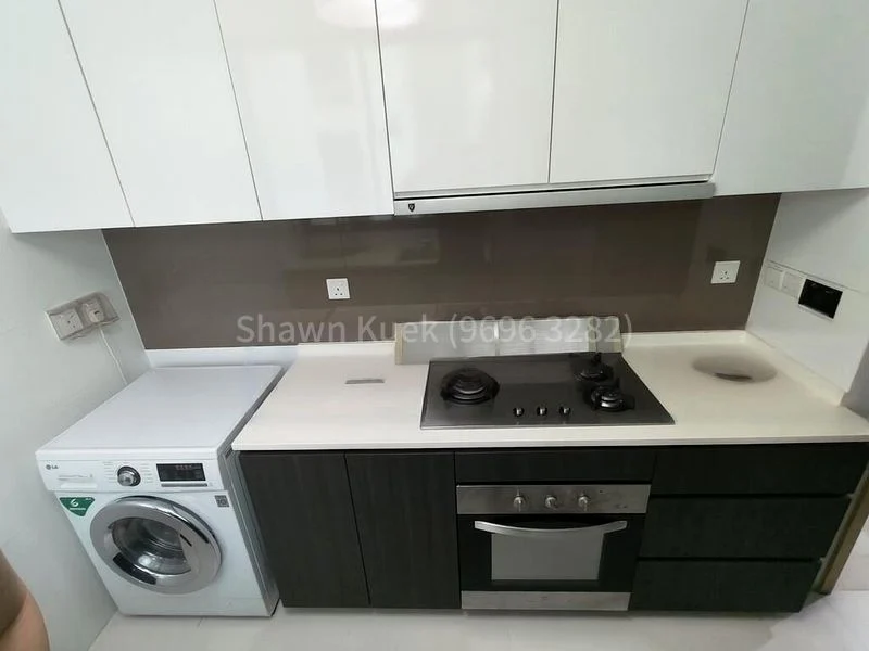 ESPARINA RESIDENCES 12