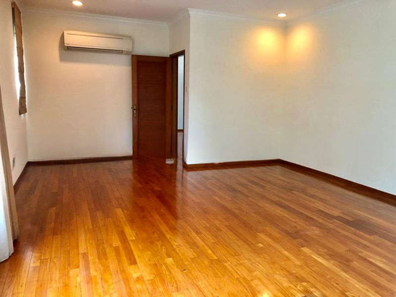 CLEMENTIWOODS CONDOMINIUM 6